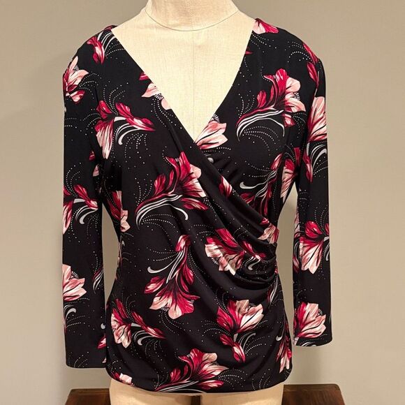 White House Black Market Tops - White House Black Market Floral Surplice V-Neck Top Size S